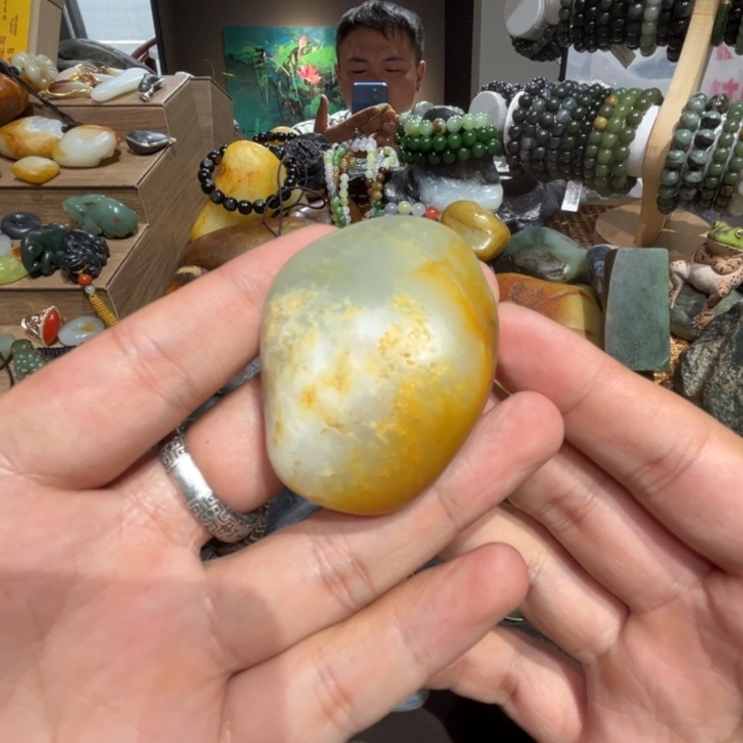未镶嵌和田玉（糖玉）珠宝奇石