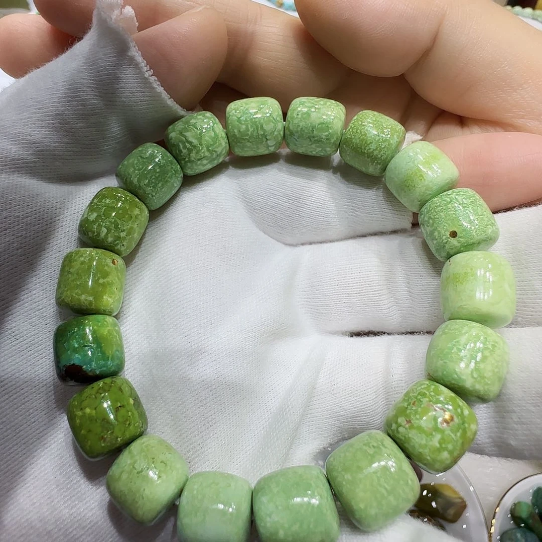 绿松石未镶嵌原矿绿松石