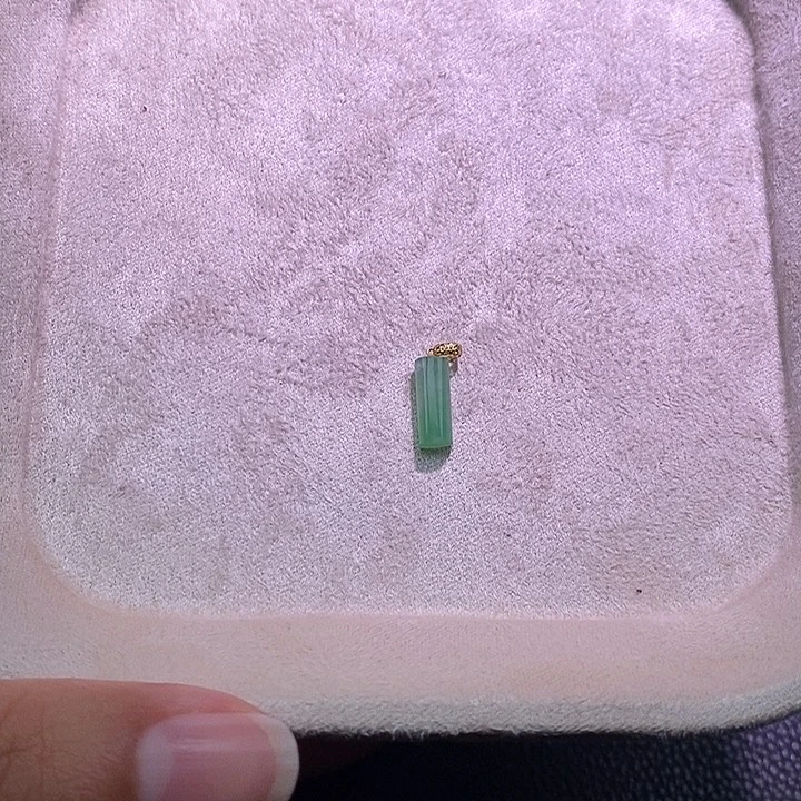 翡翠18K金镶嵌手链翡翠吊坠