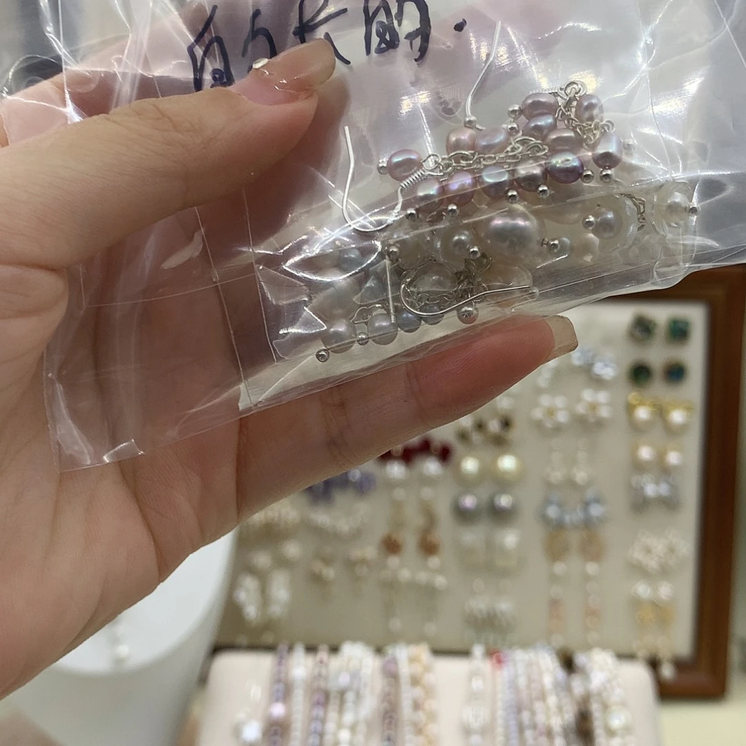 银S925镶嵌淡水珍珠耳饰