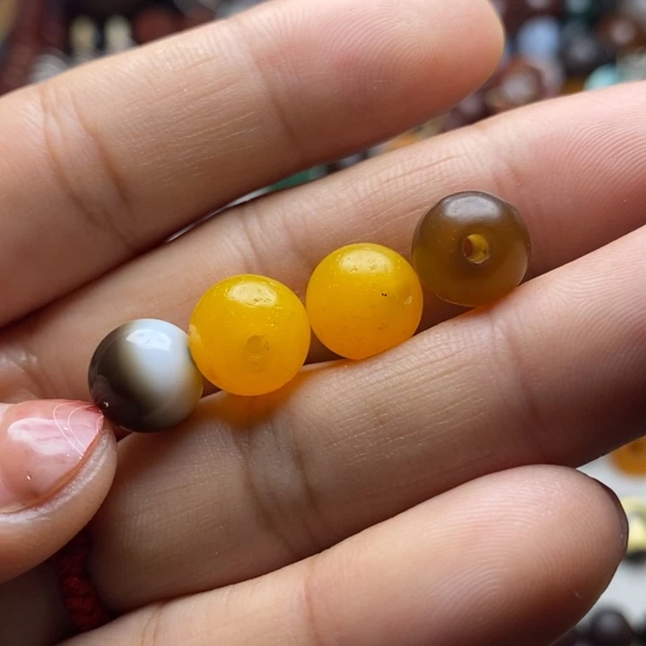 玛瑙/玉髓颈饰未镶嵌＊****?