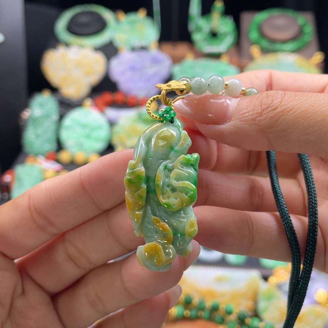 翡翠未镶嵌颈饰代编织