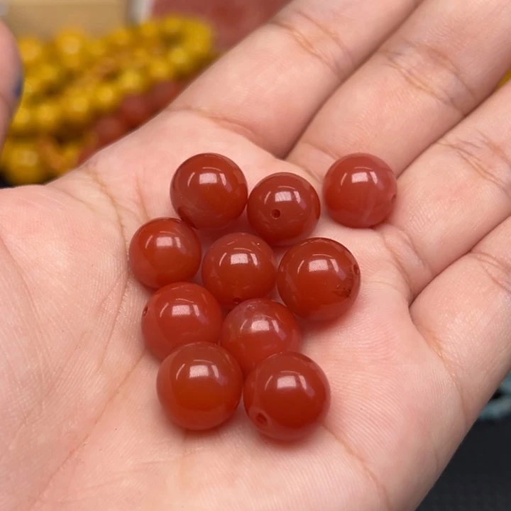 南红玛瑙未镶嵌吊坠(不含链)多样性