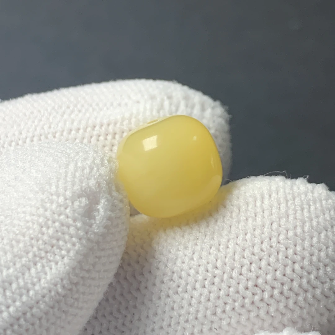 L1123保真原矿俄料尺寸10.9*10.2mm蜜蜡单颗老型单珠配珠支持复检