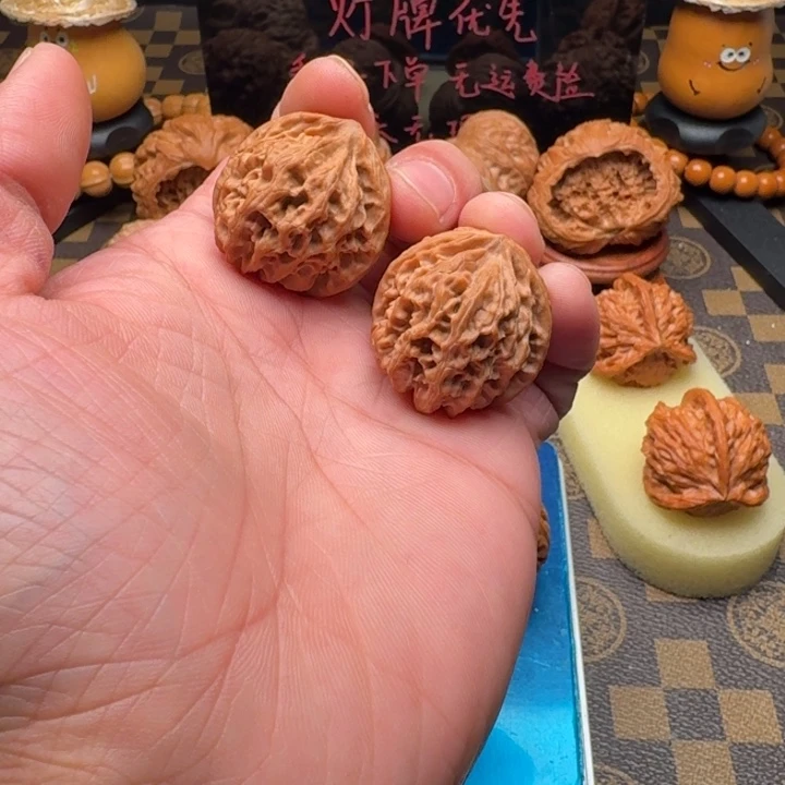 许***诸吊坠文玩核桃苹果园