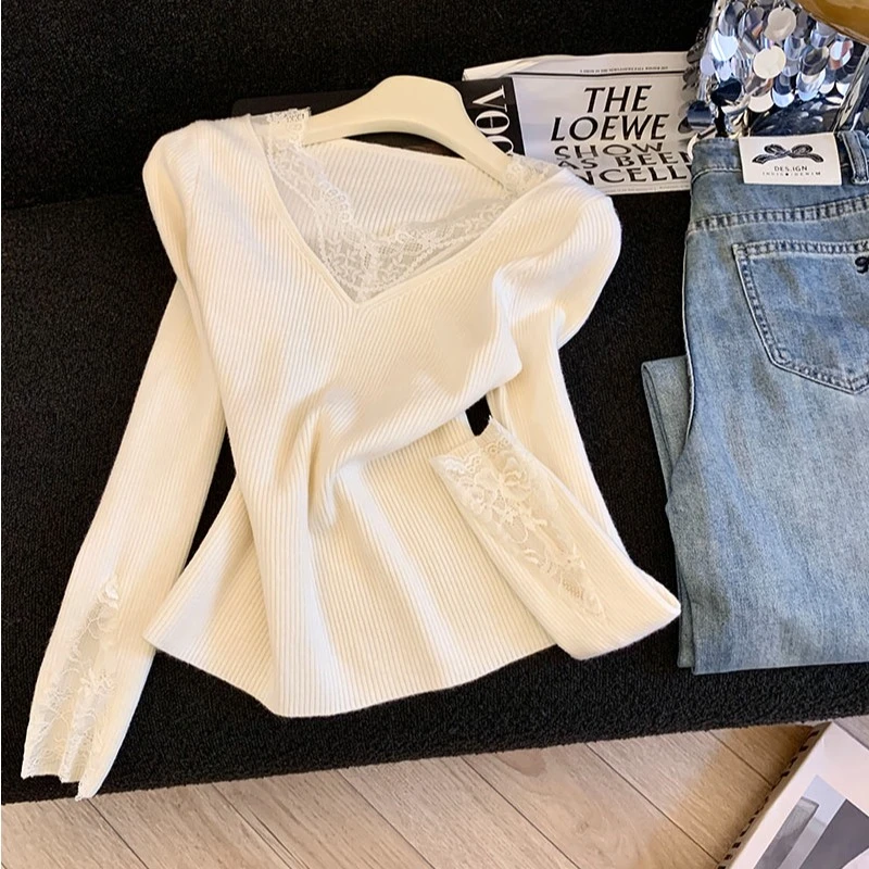 自留款推荐~纯欲风镂空蕾丝边V领针织衫女秋冬款收腰显瘦打底上衣
