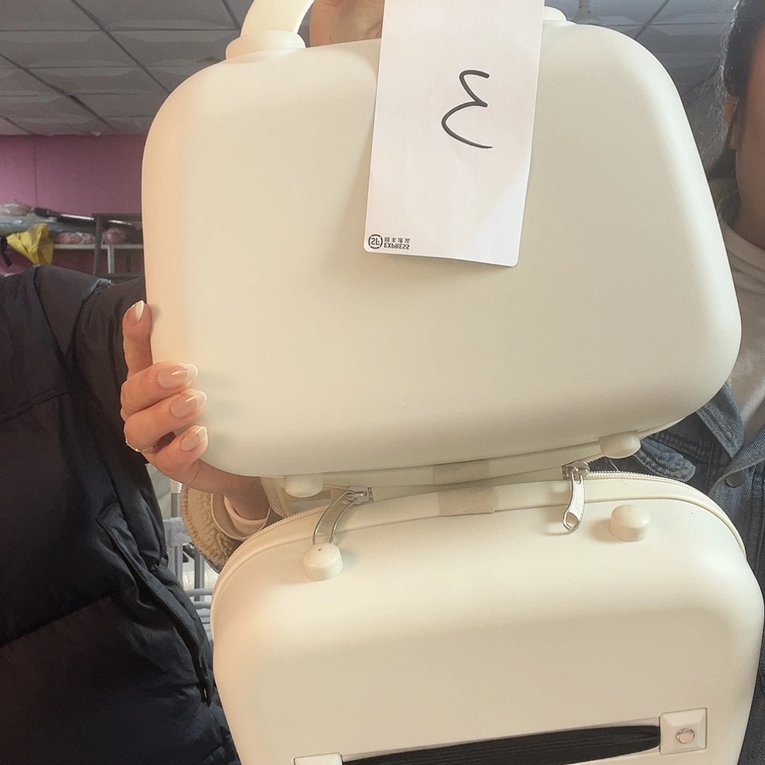 3 hhggggghht型京津冀j