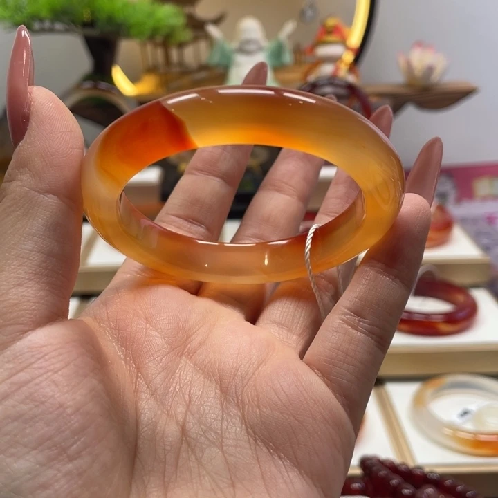 玛瑙/玉髓未镶嵌手镯