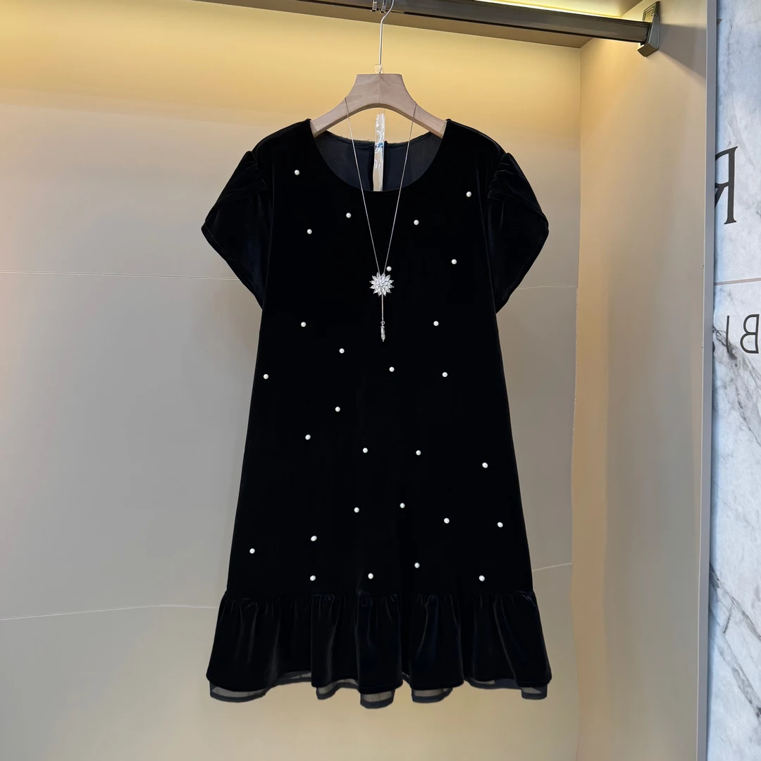 2025夏季新款重工珍珠后背飘带雪纺拼接底摆丝绒显瘦连衣裙9257