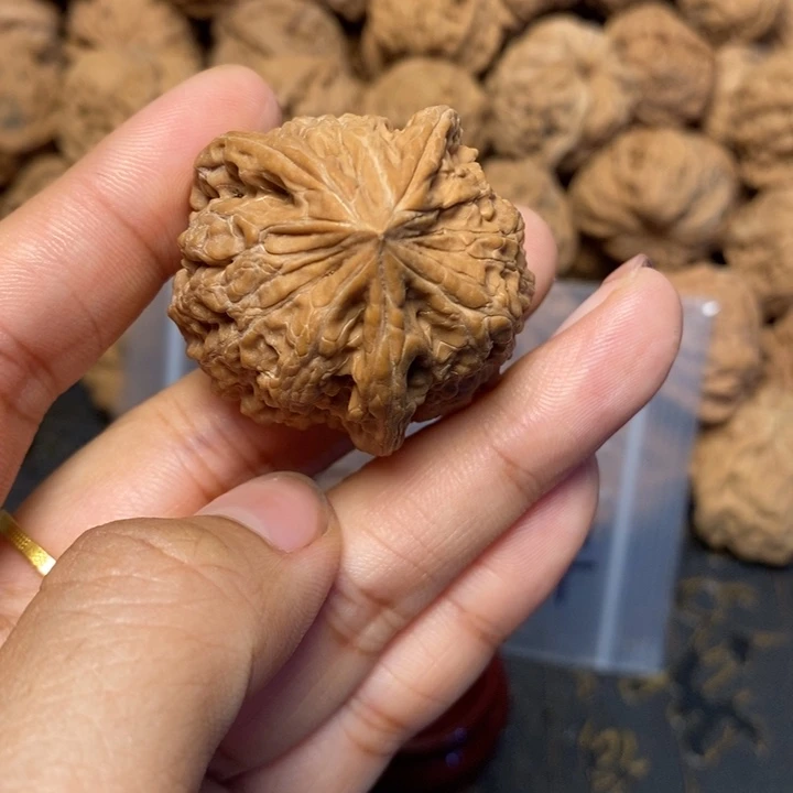 聚***贸文玩核桃吊坠文玩核桃异形单只