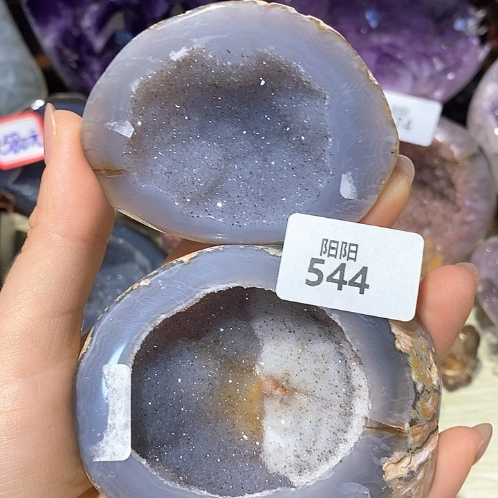 紫晶未镶嵌大型摆件（非配饰）