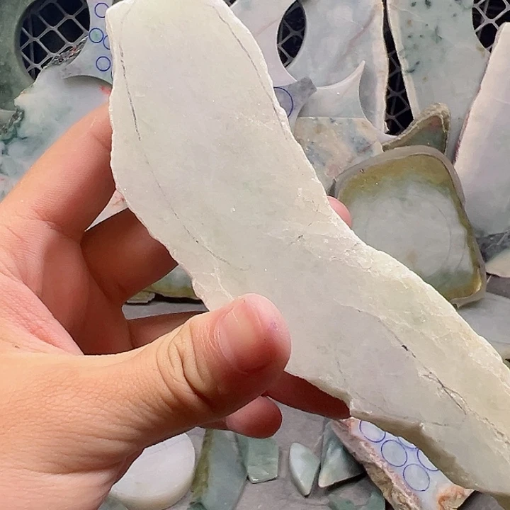 翡翠未镶嵌颈饰纯天然缅甸翡翠
