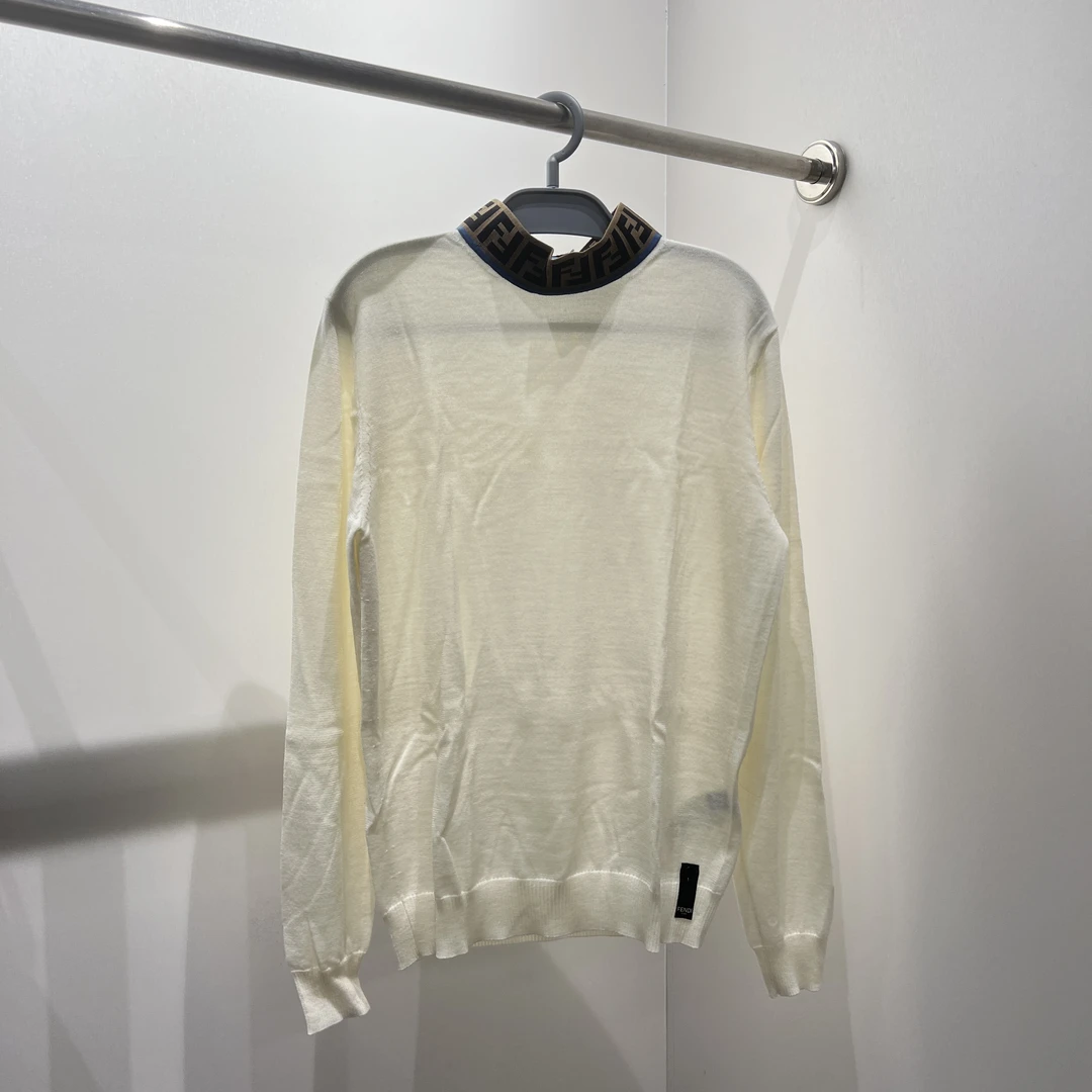 99新 FENDI/芬迪 ww81 米色领口logo老花长袖针织衫 46码 羊毛