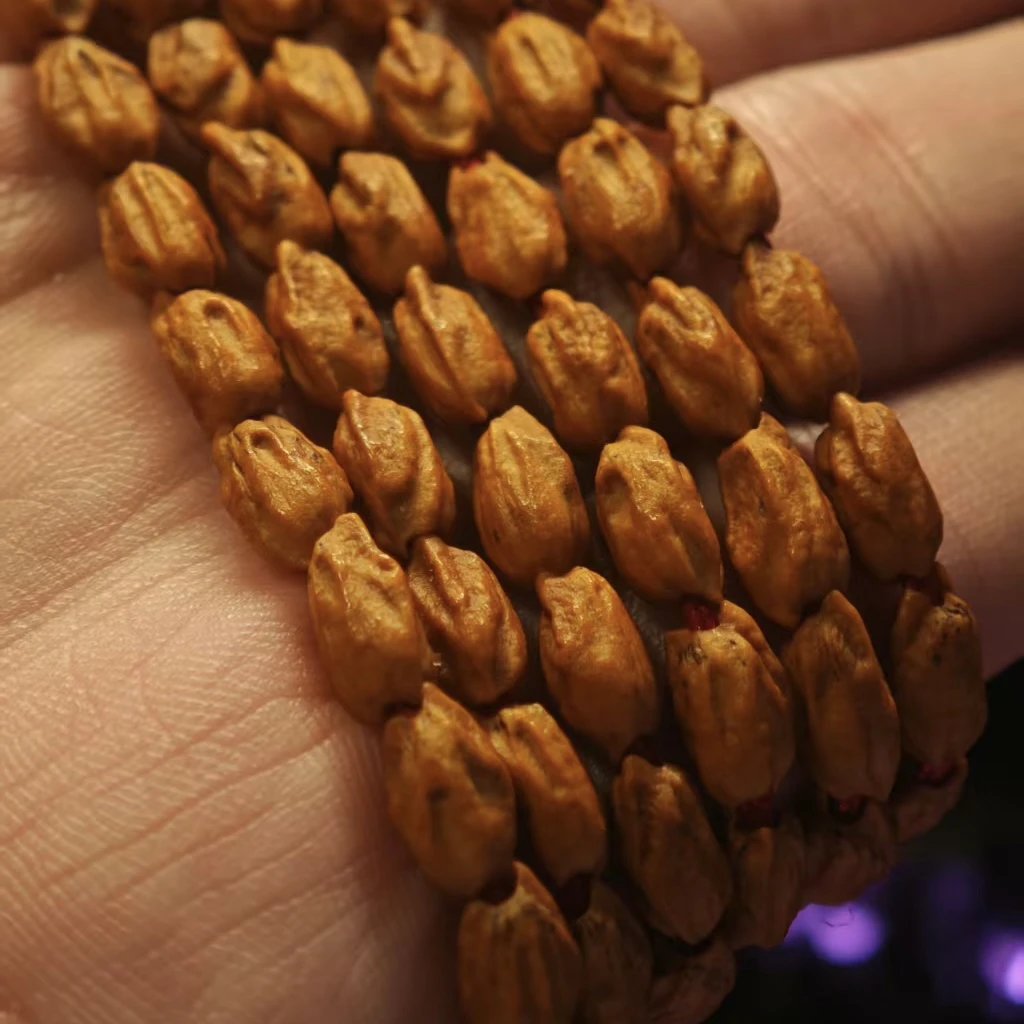 【长生】热振原桩长腿嶙峋纹理百香籽 柏香籽 直径6mm