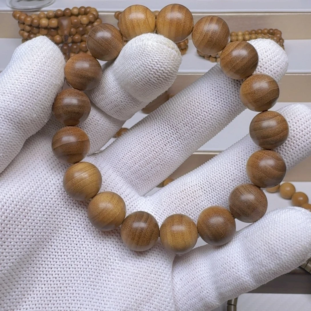 常****檀香木老山檀香黑肉横纹1.2mm×17颗，醇厚奶香奶甜