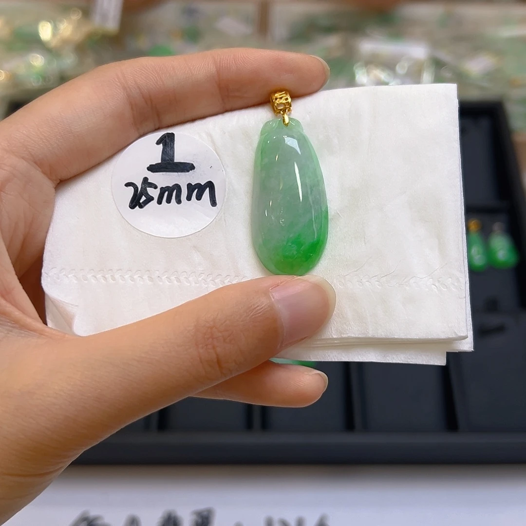 翡翠18K金镶嵌吊坠(不含链)翡翠