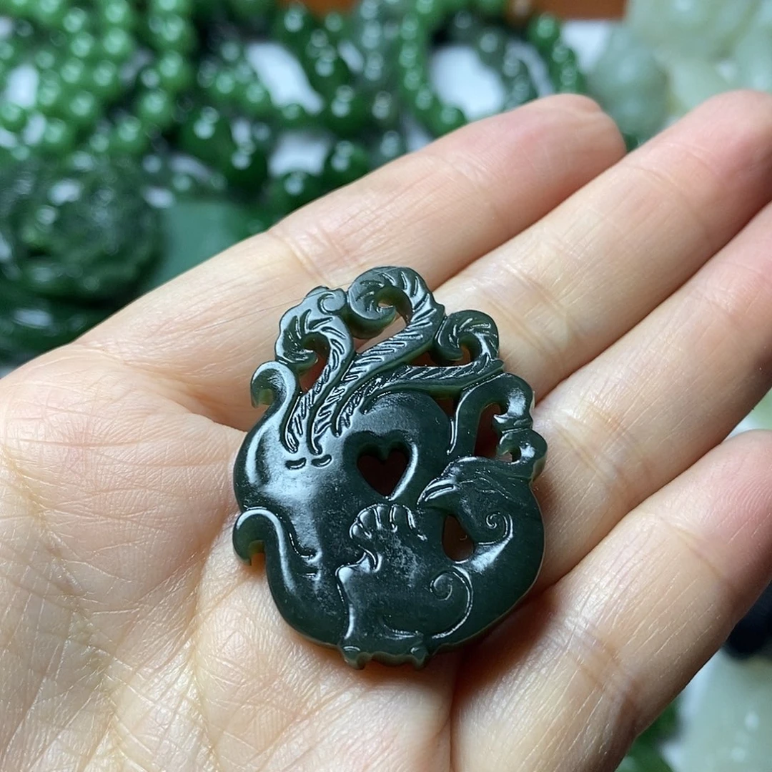 吊坠(不含链)未镶嵌和田玉（青玉）