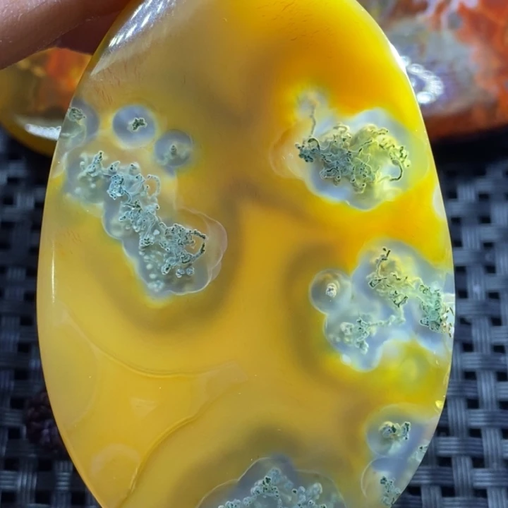 玛瑙/玉髓颈饰未镶嵌大***宇