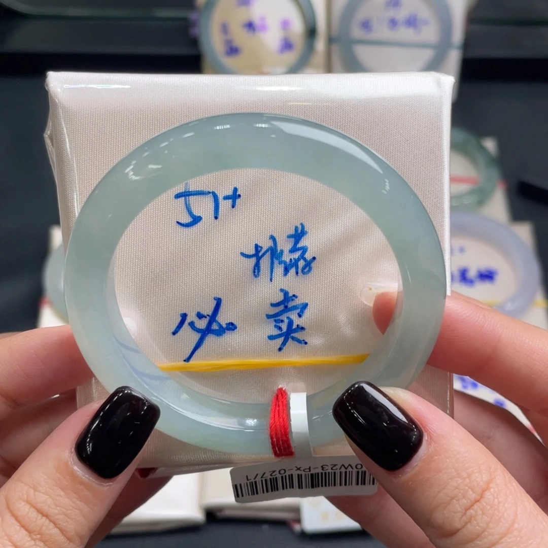 翡翠未镶嵌手镯翡翠手镯