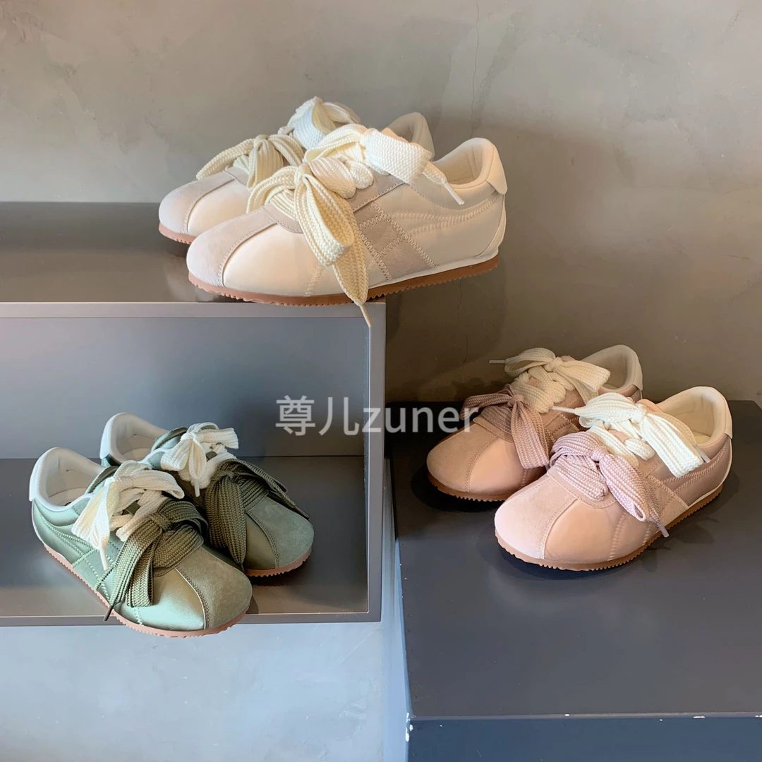 尊儿2025春季新款缎面芭蕾运动鞋时尚休闲软底粉色韩版百搭女鞋