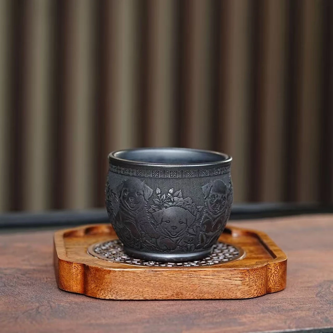 宜兴原矿紫砂石黄全手工刻绘小狗主人杯高端品茗杯