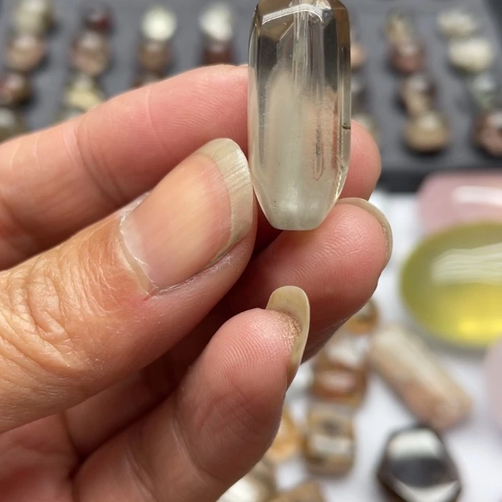 纯天然幽灵碧玺（处理）