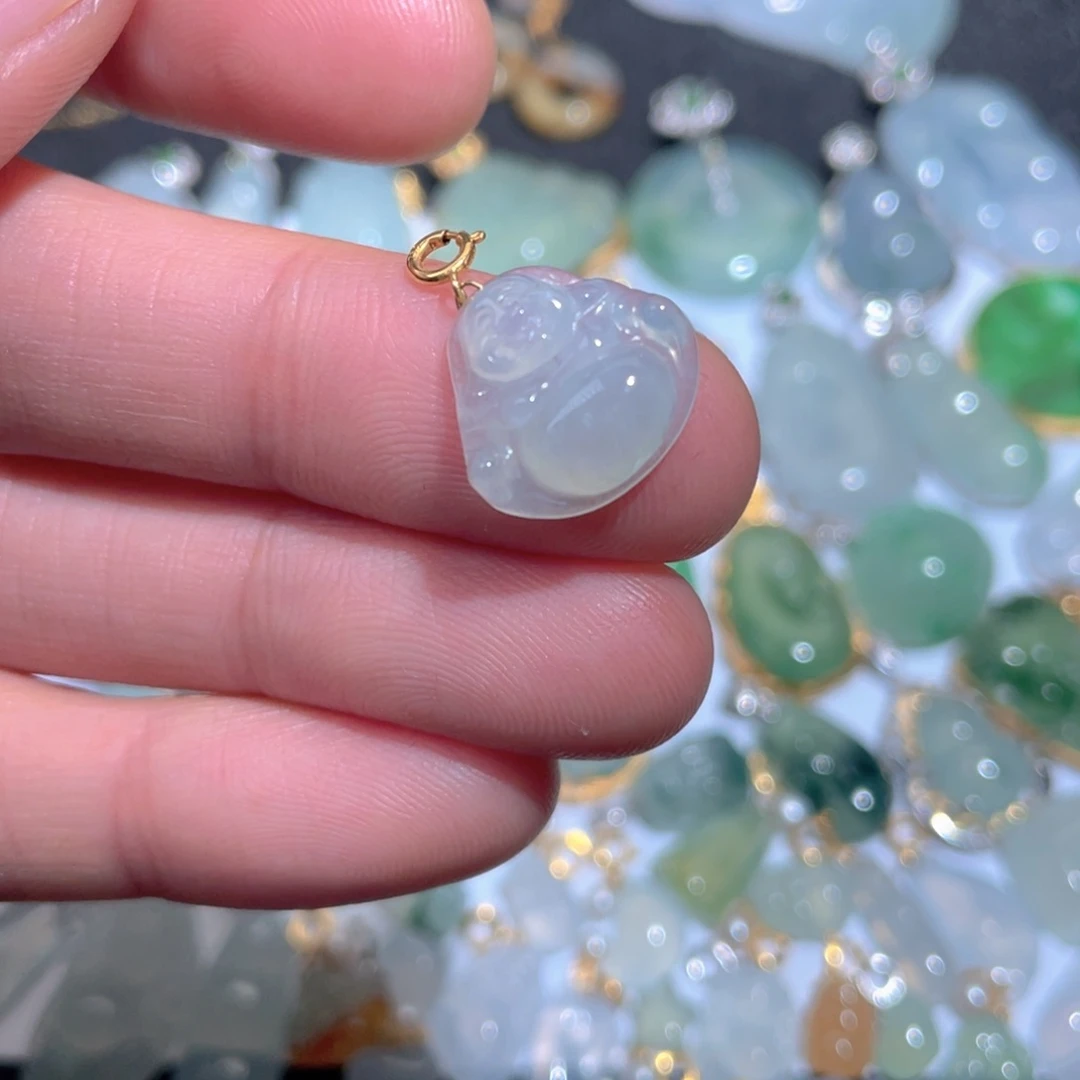 翡翠颈饰18K金镶嵌翡翠