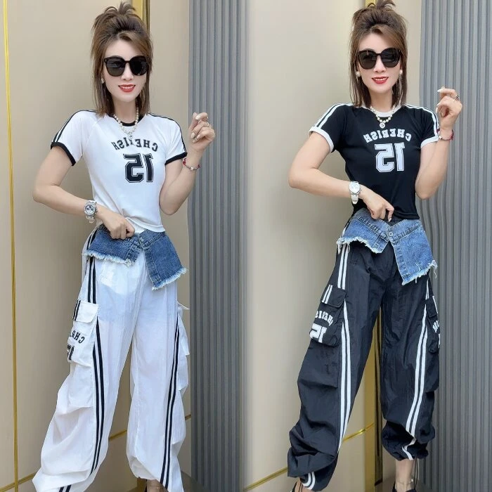 数字印花牛仔拼接两件套