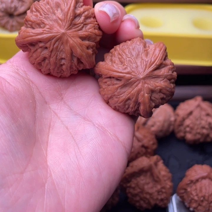 西***海文玩核桃吊坠铁锤奔