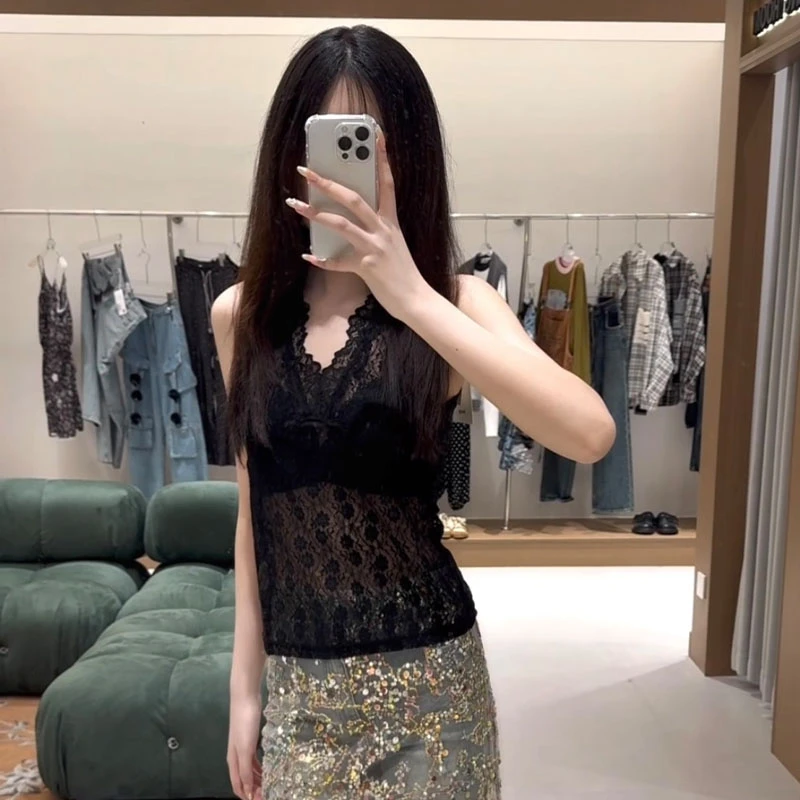 FIZZFLY | 设计师品牌 25夏装蕾丝玫瑰花背心