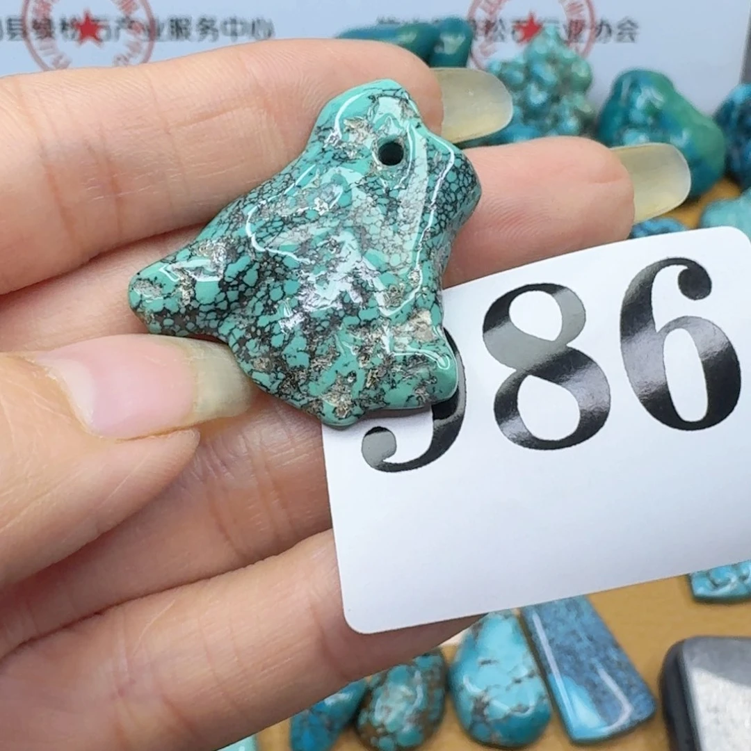 未镶嵌绿松石随型陇*行