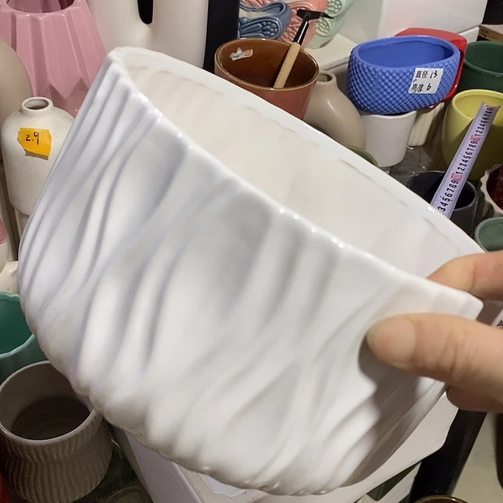 摆件陶陶盆有孔 瑕疵介意勿拍