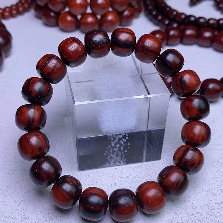 手串/手链檀香紫檀（小叶紫檀）11x12黑飘红琴料特制