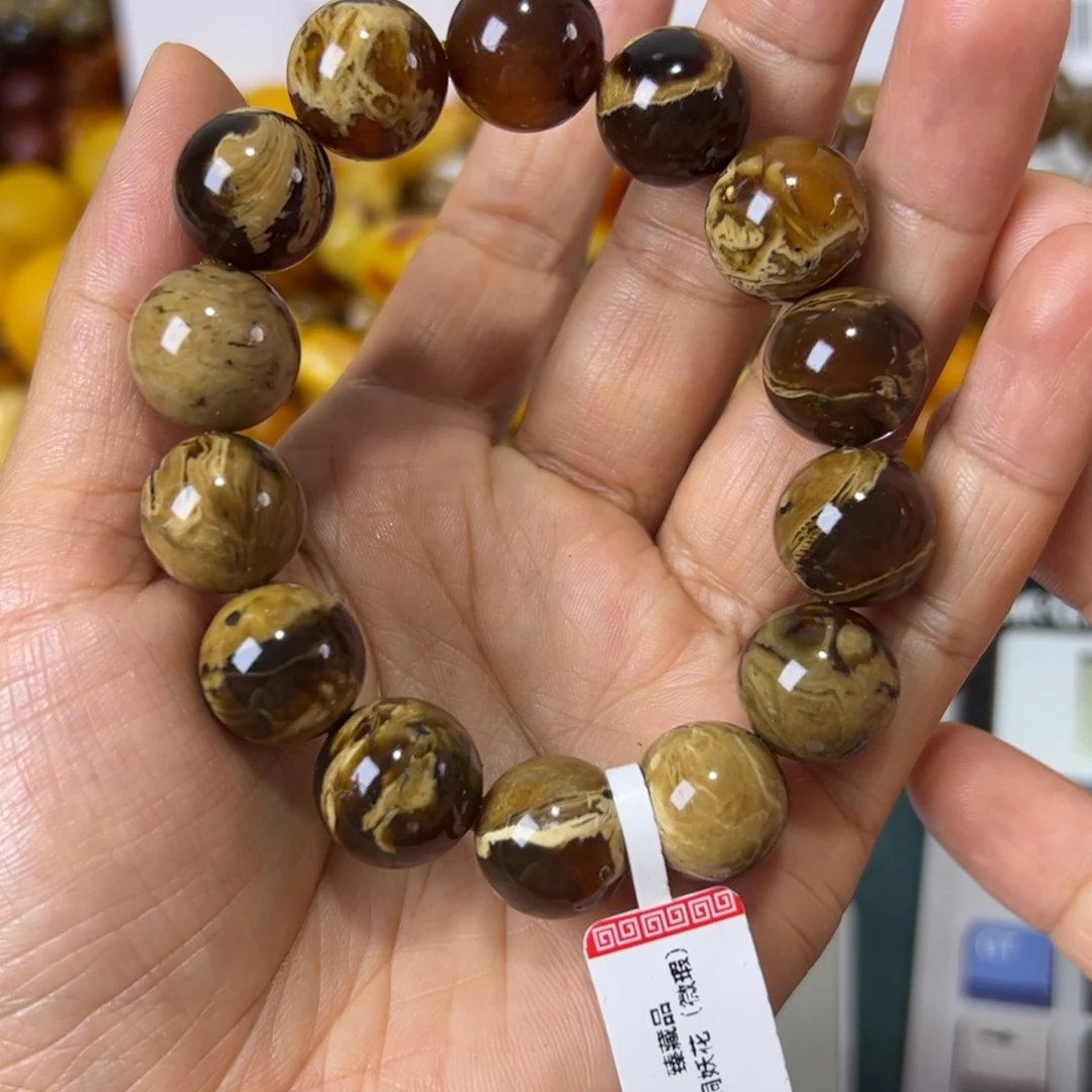 未镶嵌琥珀珠宝奇石458