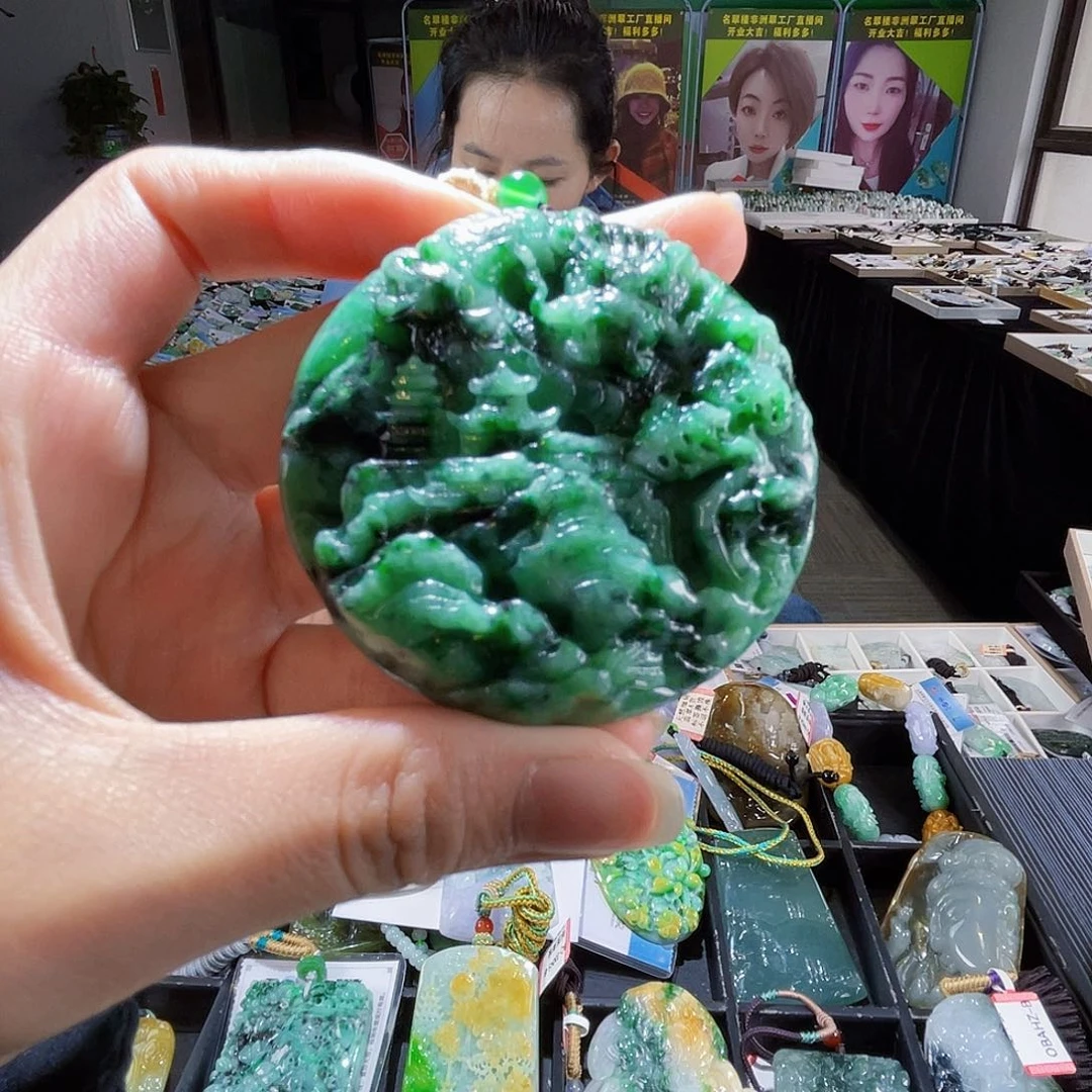 颈饰未镶嵌翡翠翡翠