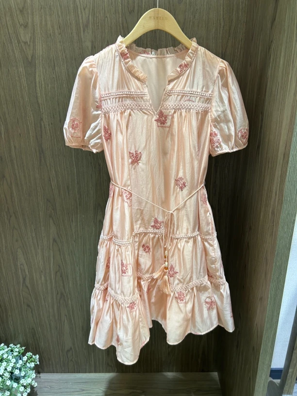 芭家2025夏款气质甜美收腰碎花设计师显瘦连衣裙95L7892-769B