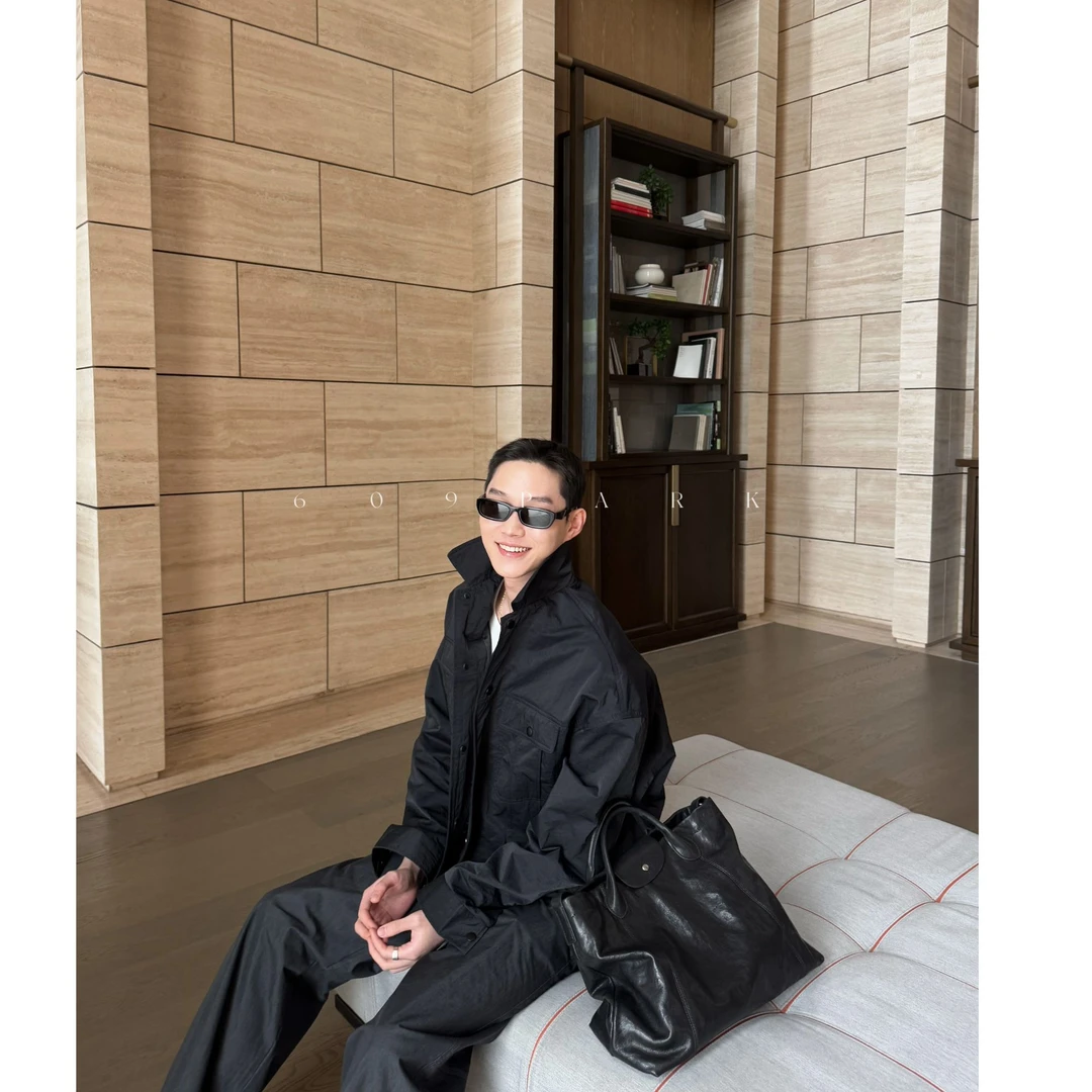 609PARK Dressed to kill尼龙防水功能性多口袋短款夹克 FU256007