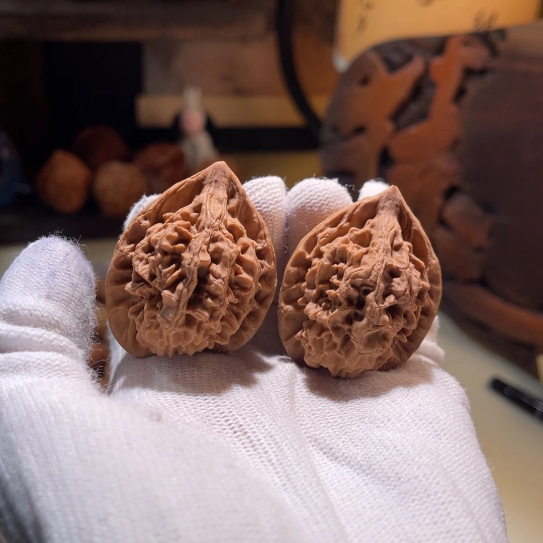 把件文玩核桃36鸡心野生全品