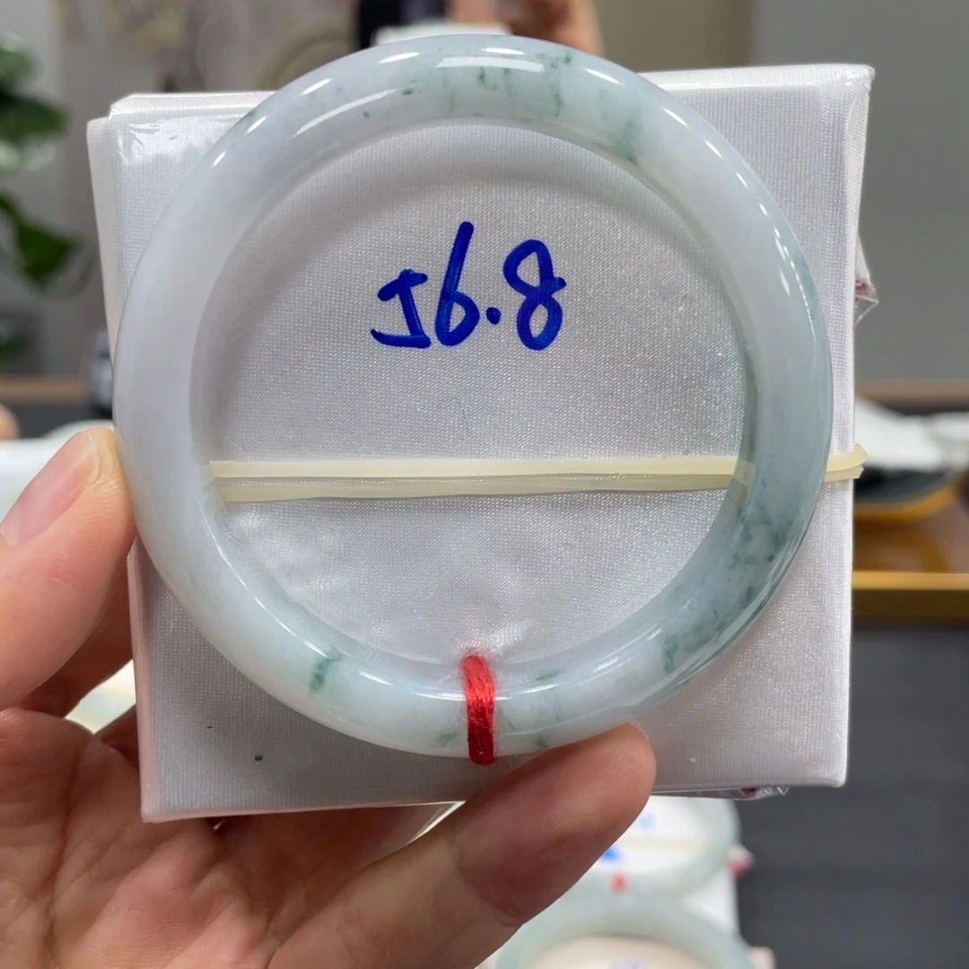 翡翠未镶嵌手镯翡翠