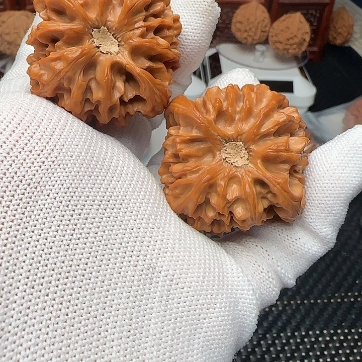 把件桃核龙门涧44