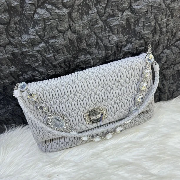 95新 MIU MIU/缪缪 缪缪灰色褶皱彩宝中号单肩包