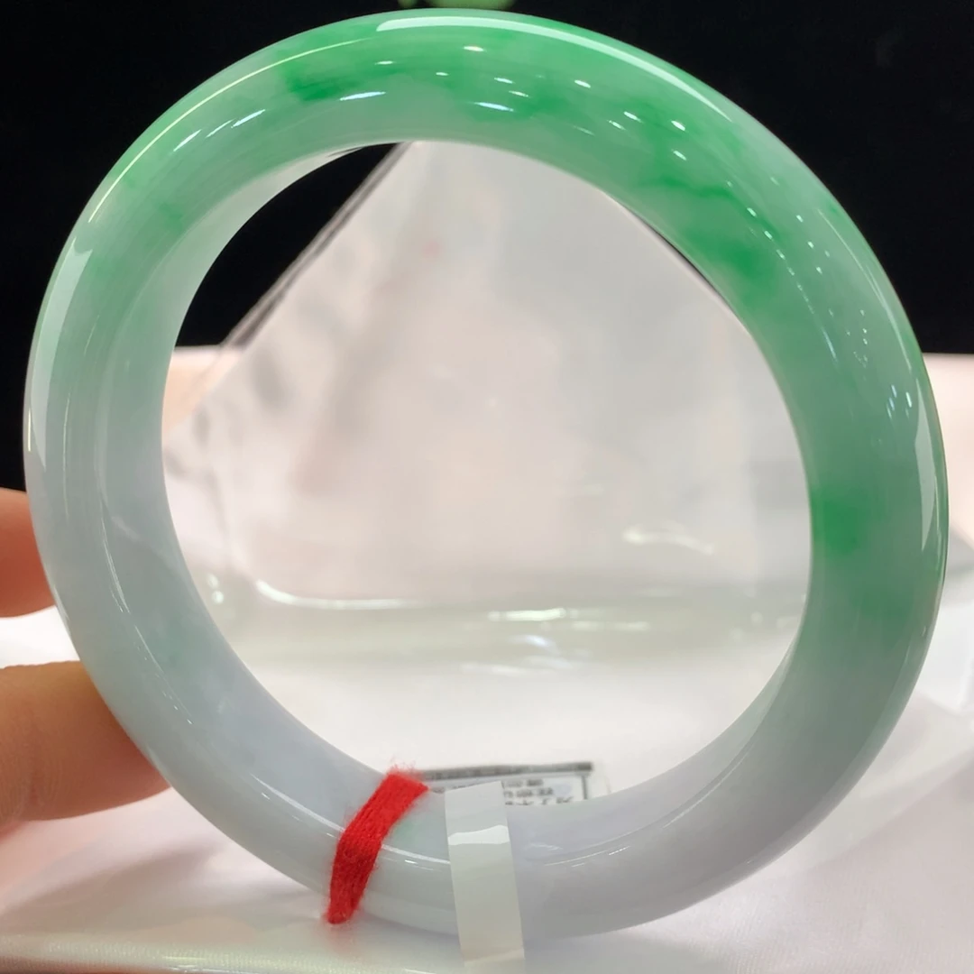 翡翠未镶嵌手镯0240