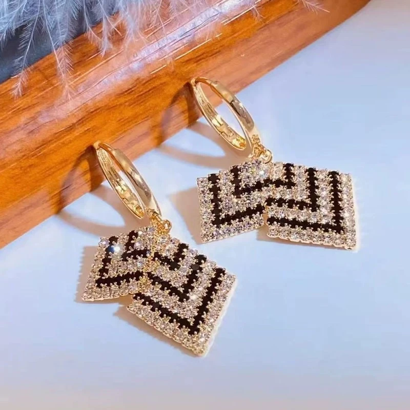 铜合金合成锆石耳饰 千鸟格 黑白水滴气质简约个性耳环-7号