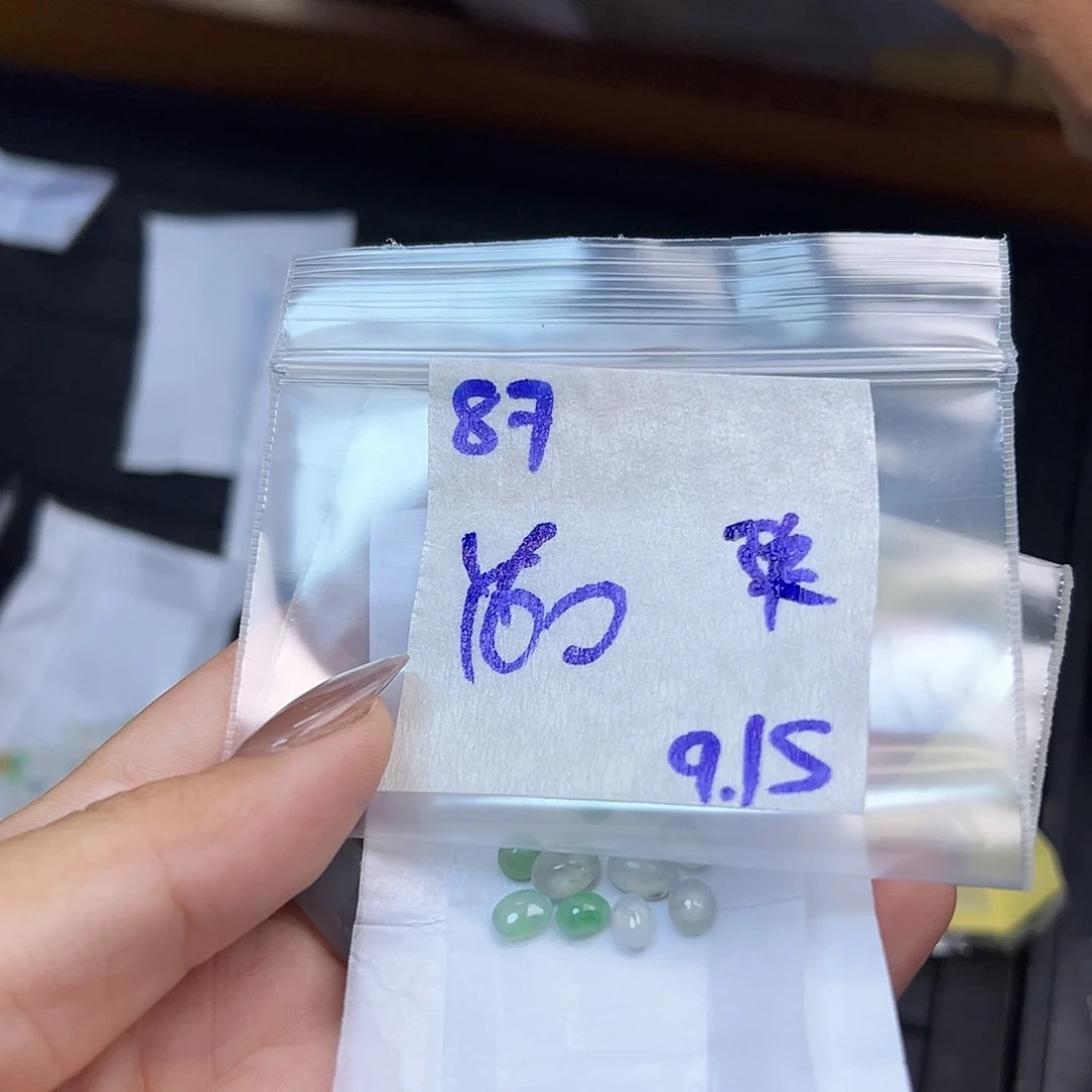 【闪购商品】未镶嵌定制翡翠英****