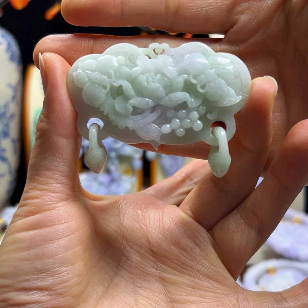 翡翠未镶嵌颈饰方*天然翡翠