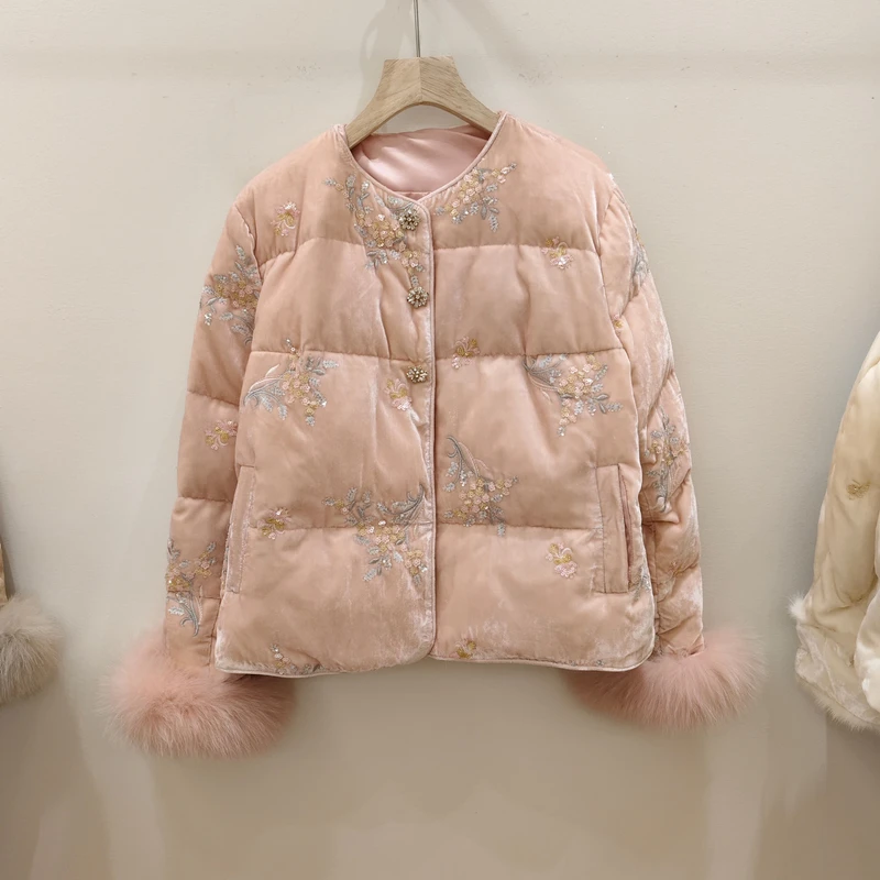 重工亮片刺绣国风真丝丝绒羽绒服女圆领可拆卸毛毛外套2025新款