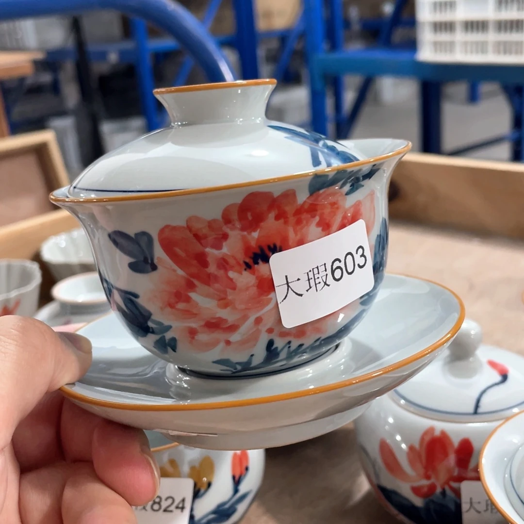 釉下手绘茶具微瑕