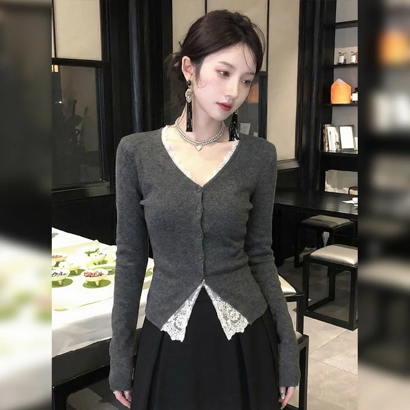 灰色蕾丝拼接假两件针织开衫女秋冬季修身辣妹内搭打底衫性感上衣