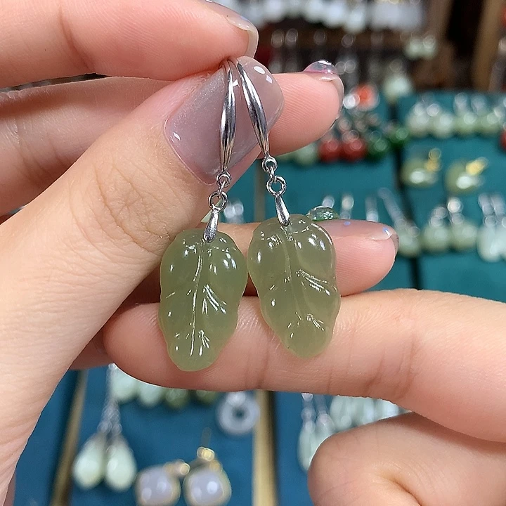 和田玉银S925镶嵌耳饰金枝玉叶