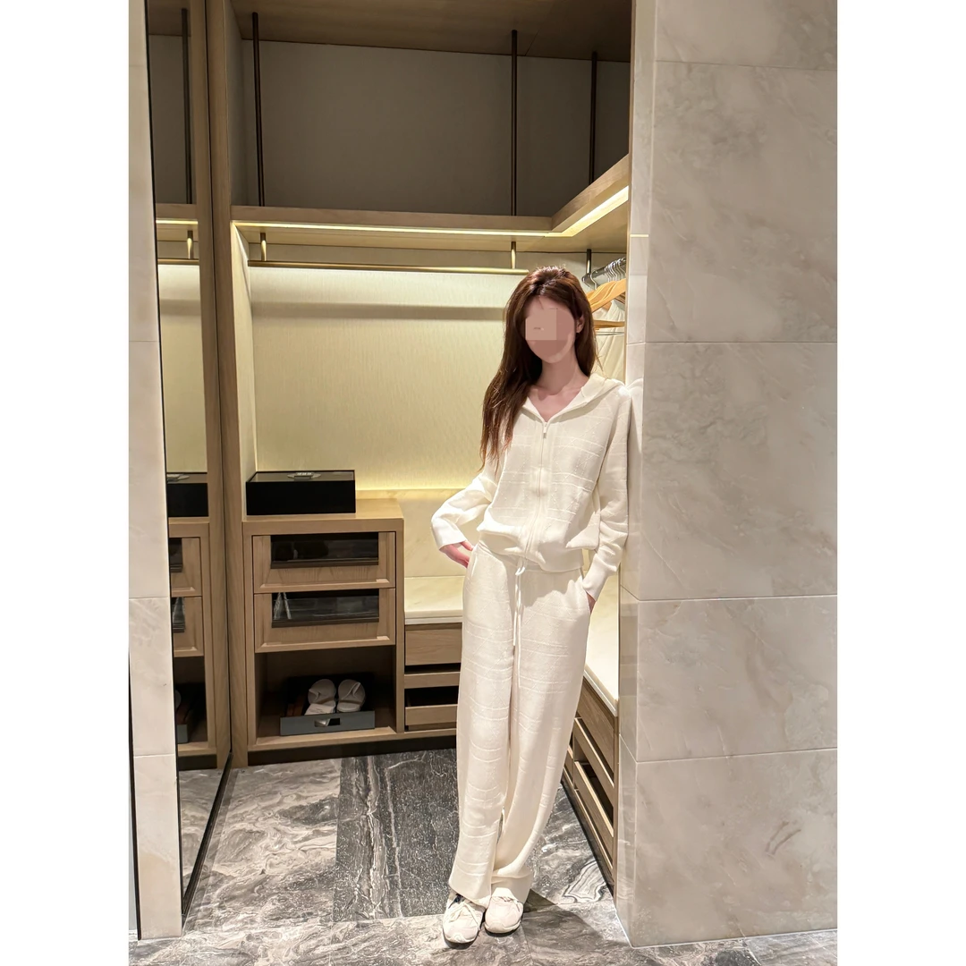 【风之恋定制】焦糖玛奇朵风格慵懒连帽上衣搭配休闲阔腿裤套装